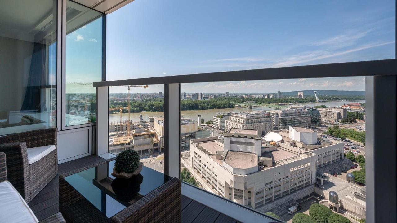 Panorama - Sunset And Castle View, 22Nd Floor, Garage, Ac Apartment Bratislava Exterior foto