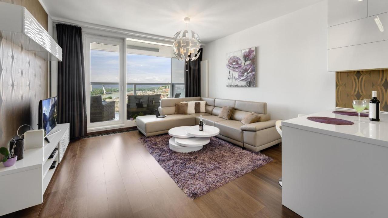 Panorama - Sunset And Castle View, 22Nd Floor, Garage, Ac Apartment Bratislava Exterior foto